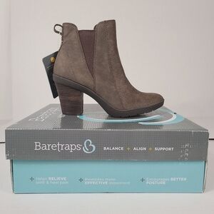NIB Baretraps Dasha Block Heels Bootie Oak Woman's Size 8.5